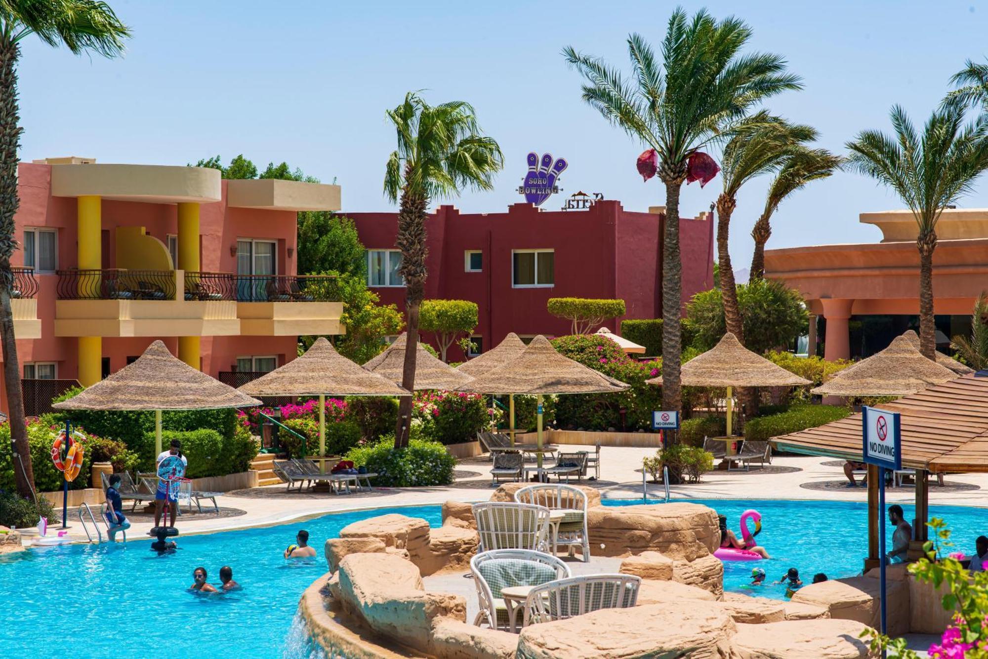 Sierra Sharm El Sheikh Hotel Exterior foto A resort in Hurghada